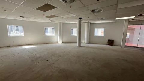 Fourways Mall, 95 William Nicol Dr, Sandton, 2055, South Africa has a 1400m² Retail Space Available To Let (10)